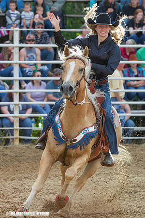 Leon Iowa rodeo horse parade