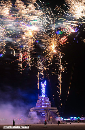 Fireworks before the man burn