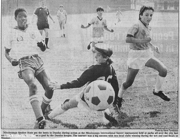 Mississauga News boys soccer league goal