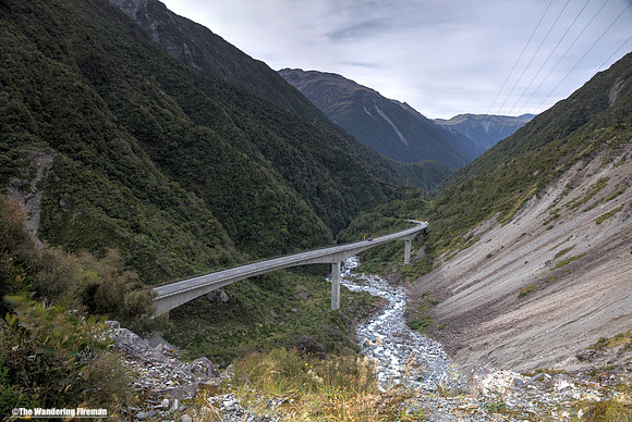 Winding road up Arthurs Pass of New Zealand