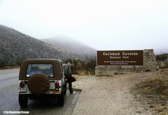 The entrance sign for Carlsbad Caverns New Mexico