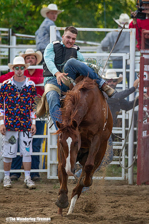 Leon Iowa rodeo rough stock bare back riding event