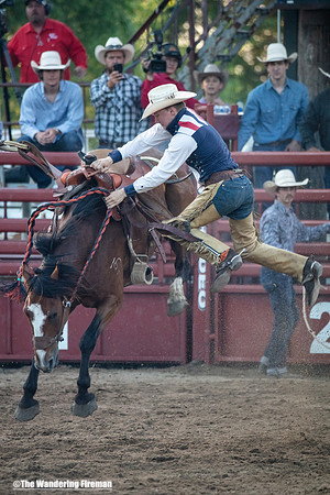 Leon Iowa rodeo rough stock bare back riding event