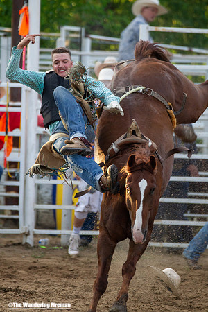 Leon Iowa rodeo rough stock bare back riding event