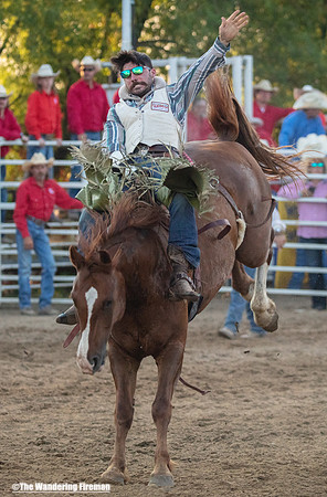 Leon Iowa rodeo rough stock bare back riding event