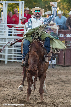 Leon Iowa rodeo rough stock bare back riding event