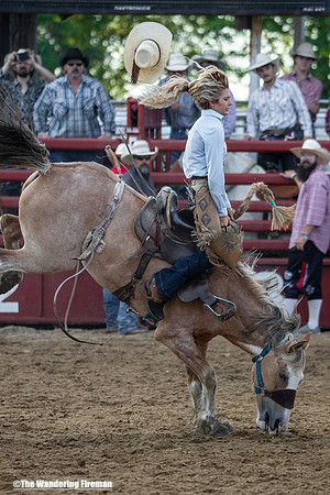 Leon Iowa rodeo rough stock bare back riding event
