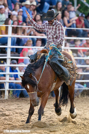 Leon Iowa rodeo rough stock bare back riding event